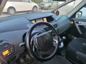Citroën C4 ë-C4 Diésel Berlina 130 CV