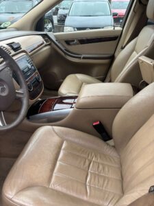 Mercedes-Benz Clase R Base Diesel SUV 224 CV