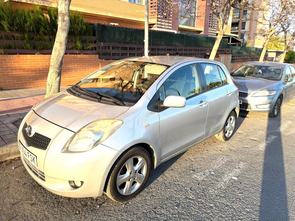 Toyota Yaris 1.3 VVT-i Gasolina Utilitario 67 CV