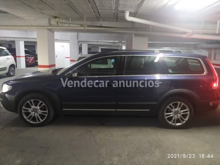 Volvo XC70 D4 AWD Diésel Familiar crossover 181 CV