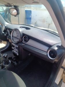 Mini Hatch / Cooper One 1.4 Gasolina Compacto 115 CV