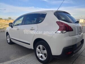 Peugeot 3008 1.6 HDi Diésel SUV 120 CV