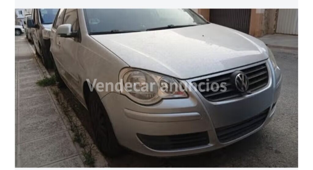 Volkswagen Polo 1.4 Gasolina Compacto 75 CV
