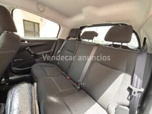 Peugeot 208 1.2 PureTech 82 Gasolina Compacto 82 CV