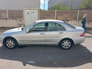 Mercedes-Benz Clase C C 180 Gasolina Compacto 100 CV