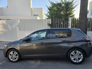 Peugeot 308 1.2 PureTech 130 Gasolina Berlina 130 CV