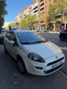 Fiat Punto PUNTO 1.4 Natural Power Easy Gasolina Compacto 70 CV