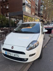 Fiat Punto PUNTO 1.4 Natural Power Easy Gasolina Compacto 70 CV