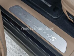 Porsche Panamera Panamera 4S E-Hybrid Híbrido enchufable gasolina Berlina 560 CV